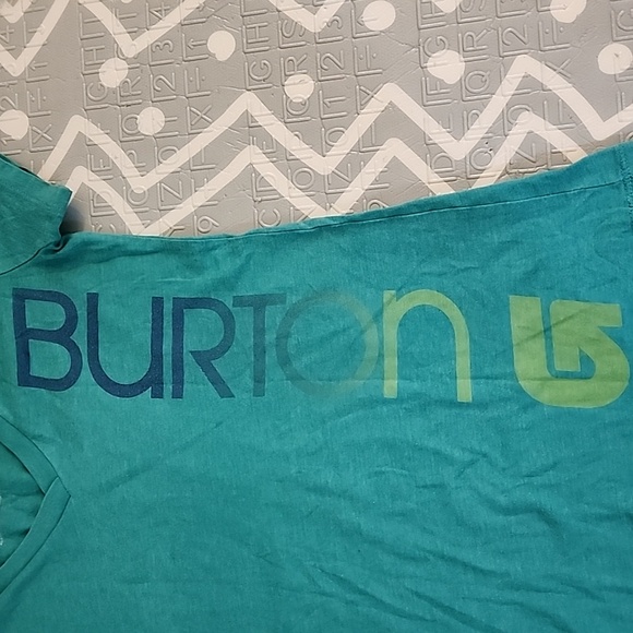 Women's XS T-shirts - Picture 13 of 16